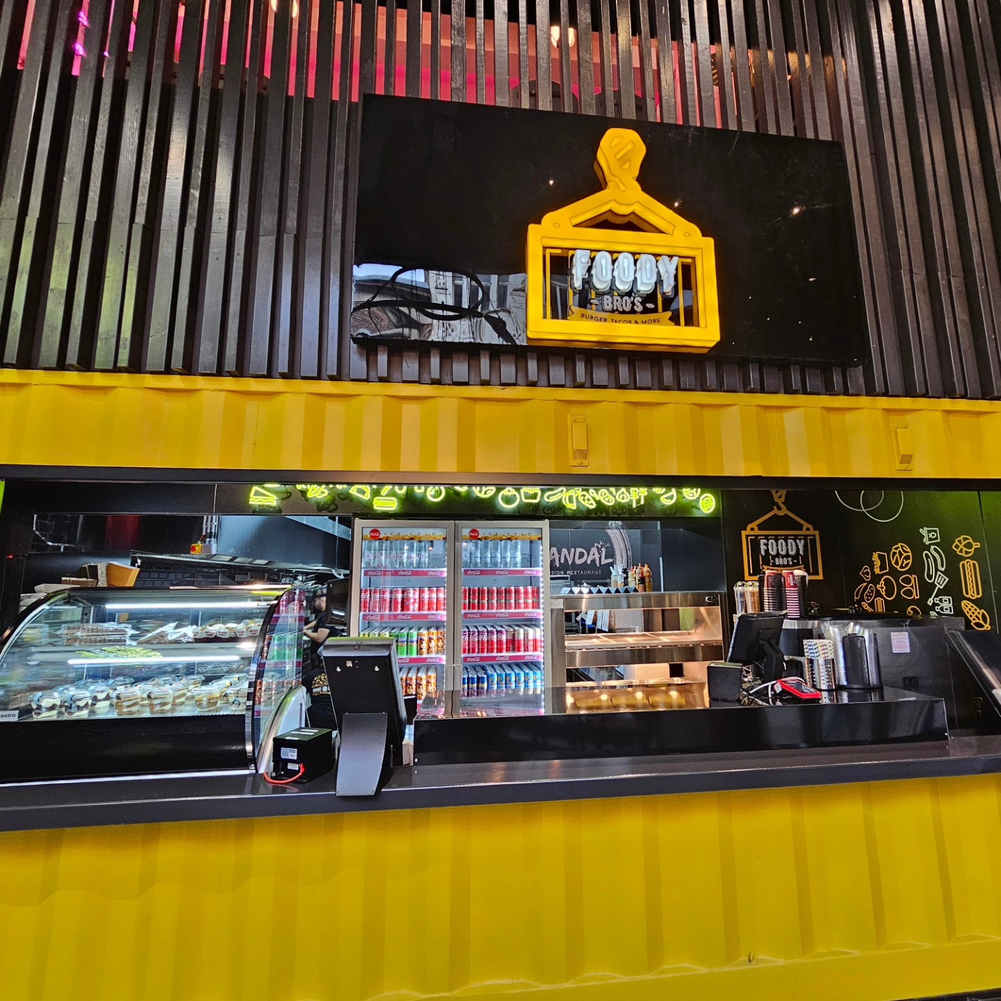 Container jaune Food Park